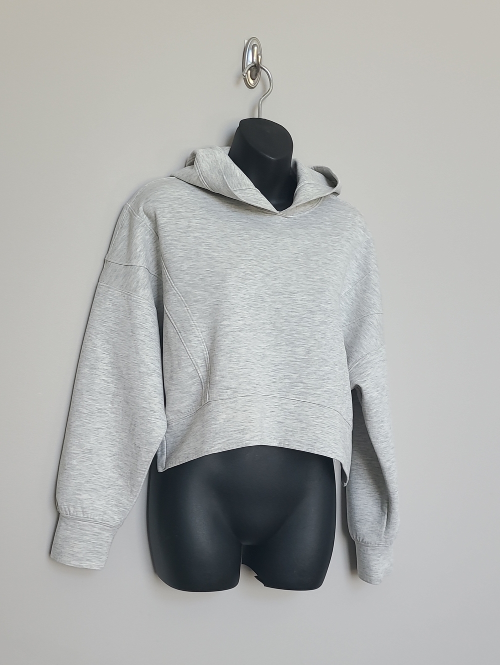 YPB Abercrombie Hoodie Size M Gray Cropped NeoKnit